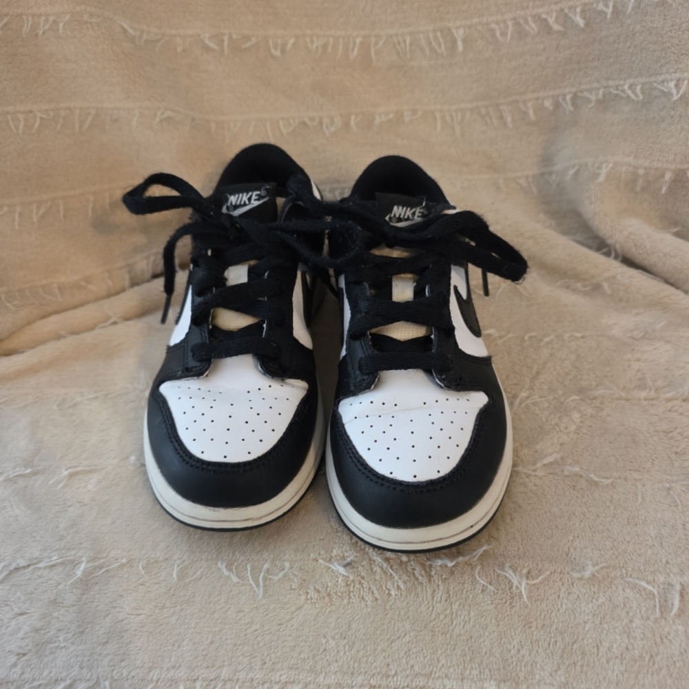 Nike Kids Black and White Sneakers